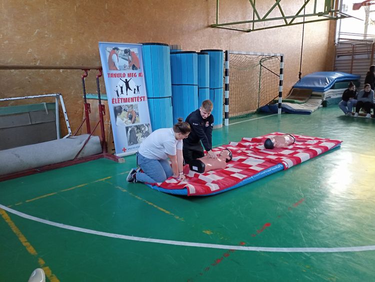 Újraélesztési bemutató